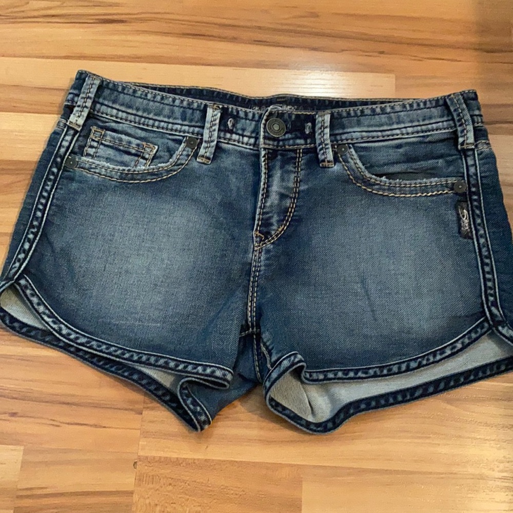 Silver Aiko Midshorts